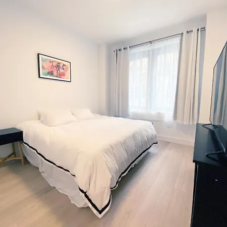 Apartment Private Garden Residence In Luxury Condominium