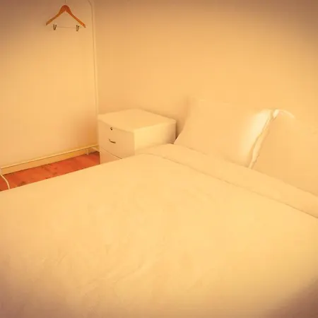 Anyi Guesthouse In Flushing New York