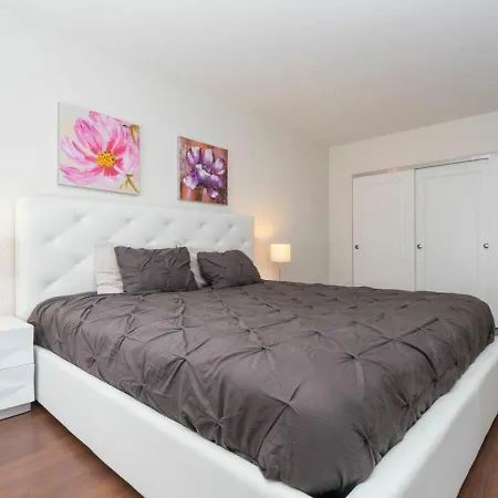 Apartment 3 Bedroom Attractive At Midtown East