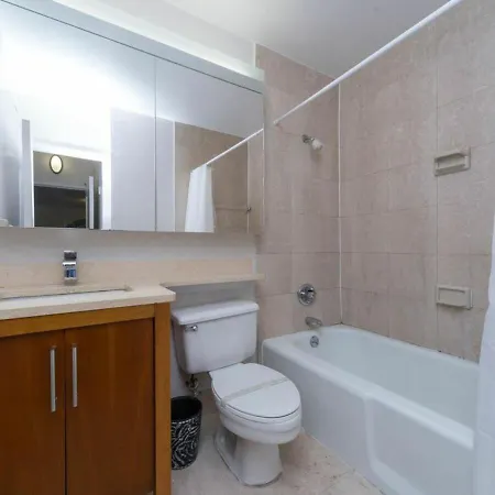 3 Bedroom Attractive At Midtown East Apartment New York