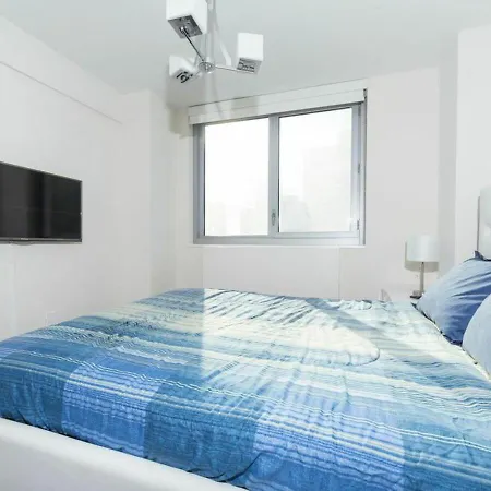 Apartment 3 Bedroom Attractive At Midtown East *