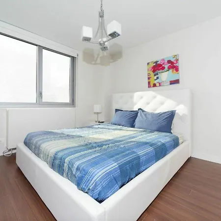 3 Bedroom Attractive At Midtown East *