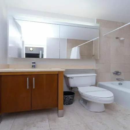 3 Bedroom Attractive At Midtown East *