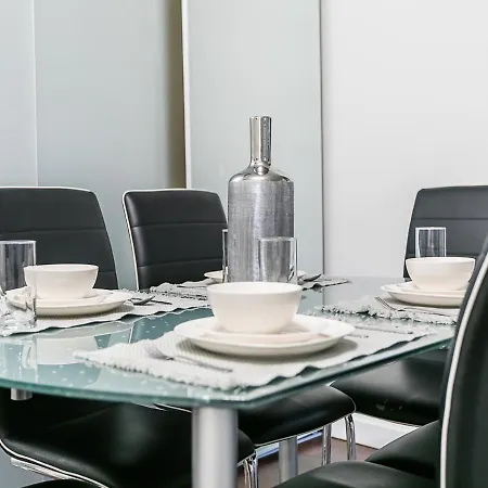 Apartment 3bd 2ba Modern In Nyc New York