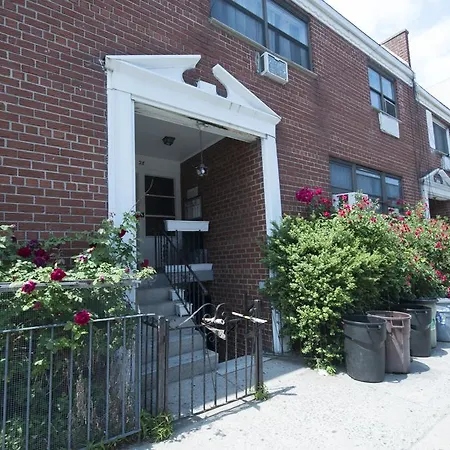 Moblat - 32nd Street *
