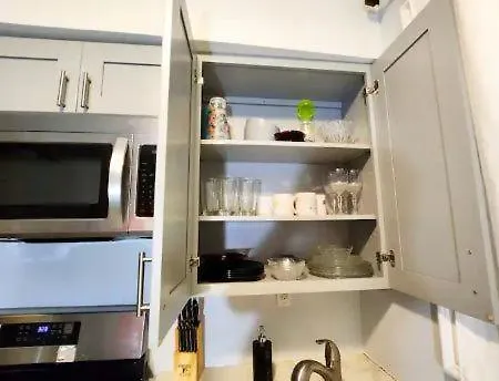 2 Bedroom Relaxation Of Staten Island Apartment New York