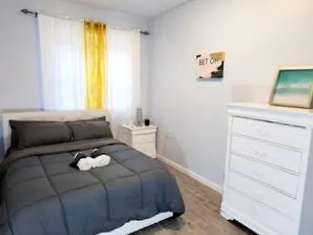 Apartment 2 Bedroom Relaxation Of Staten Island