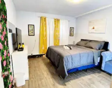 2 Bedroom Relaxation Of Staten Island *