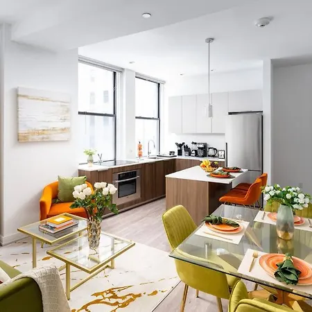 Apartment Stylish 2bd/1.5ba With The Rooftop Access And In-building Gym
