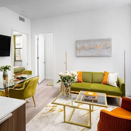 Apartment Stylish 2bd/1.5ba With The Rooftop Access And In-building Gym New York