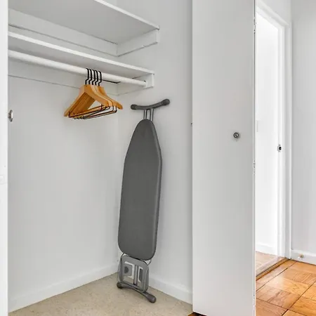 Kips Bay 2br W Doorman Gym Bike Storage Nyc-815 Apartment *