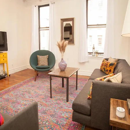 Three Bedroom Unique In West Side * New York