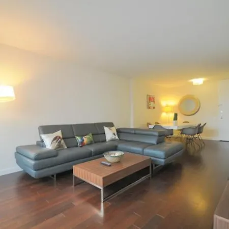Apartment 2 Bedroom 1.5t Bath In Midtown West *