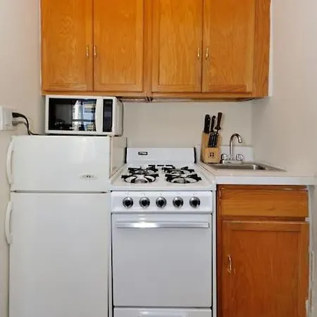 Comfortable 1br In Manhattan *