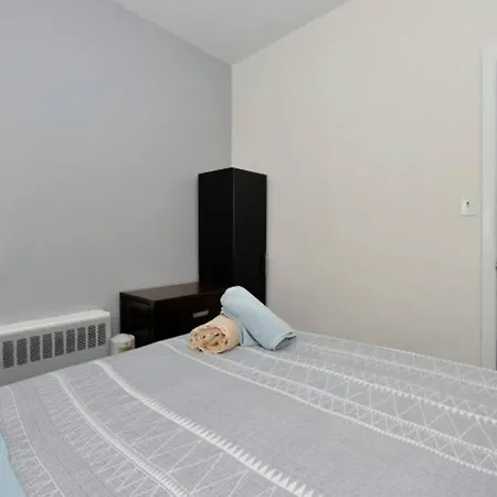 Beautiful 2br/1ba In Heart Of Nyc Apartment