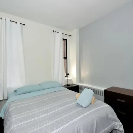 Apartment Beautiful 2br/1ba In Heart Of Nyc