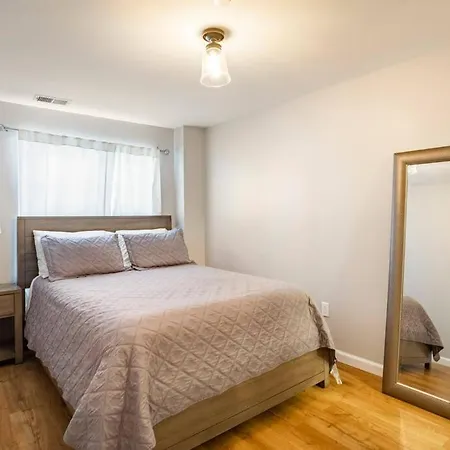 Apartment Free Access To Manhattan With Free Parking New York