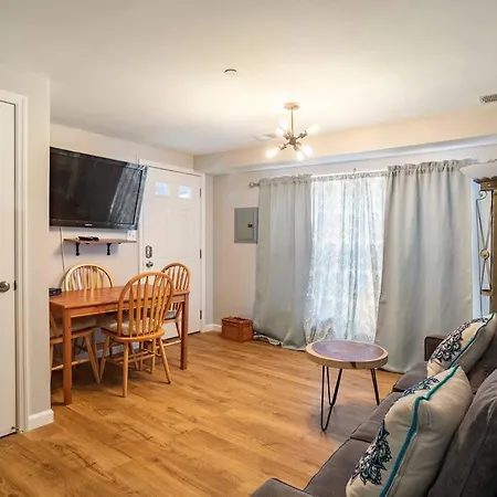 Free Access To Manhattan With Free Parking Apartment New York