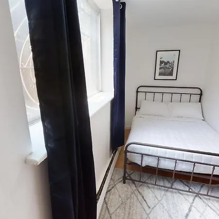 Furnished 1328 Gowanus