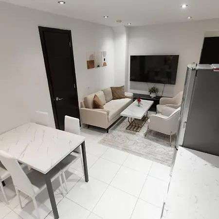 Magnificent 5br In Nyc! Apartment *