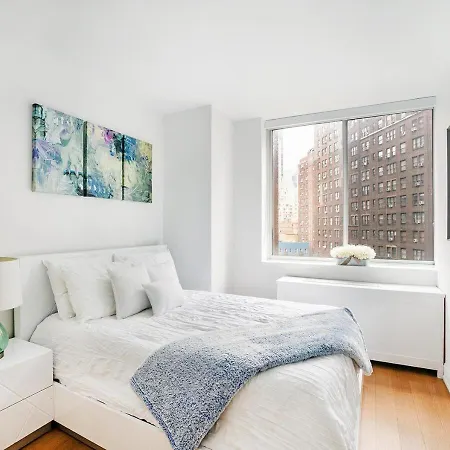 Stylish 2 Bd 2 Ba At Ues New York
