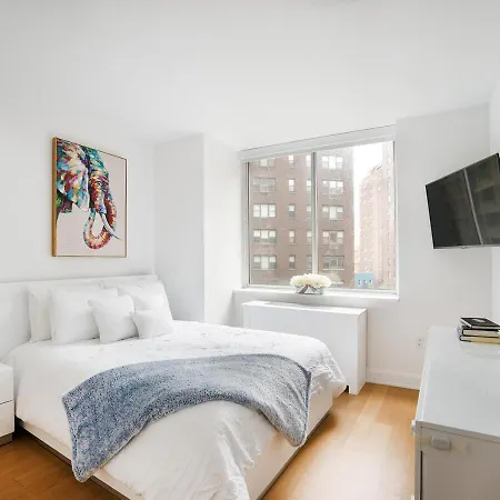 Apartment Stylish 2 Bd 2 Ba At Ues *
