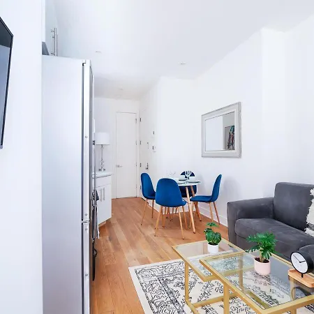 Unique 1 Bedroom At East Side Apartment New York