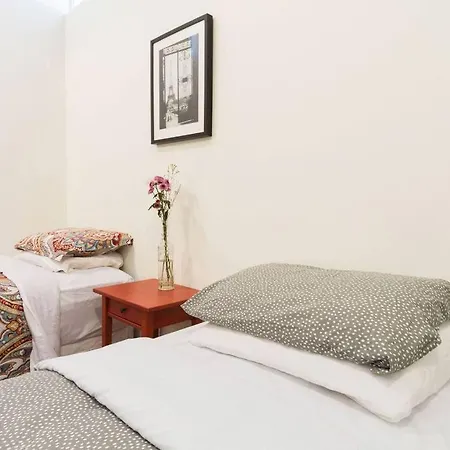 2,000 Square Foot 4bd Union Square Apartment! Apartment