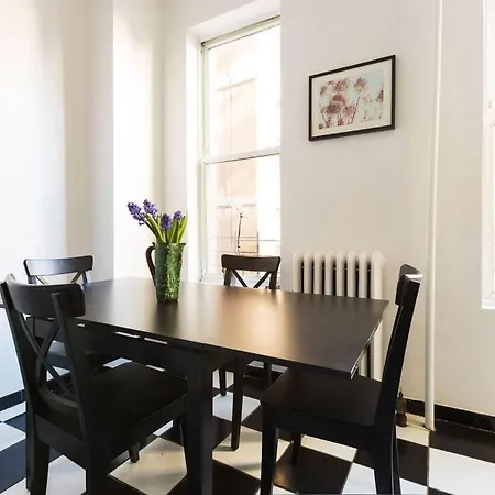 2,000 Square Foot 4bd Union Square Apartment! Apartment