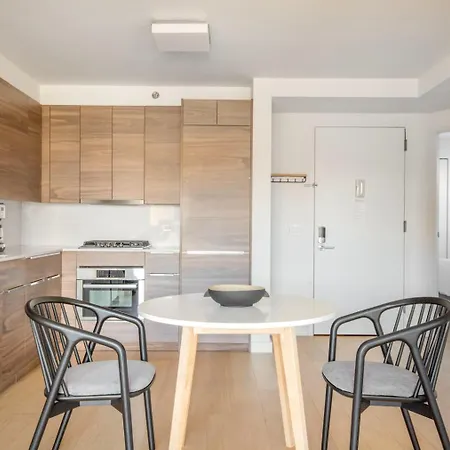 Les 2br W Doorman Gym Outdoor Space Elevator Nyc-1265 Apartment