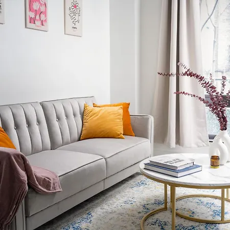 Apartment Spacious Upper East Side 1bd Elevator Rooftop New York