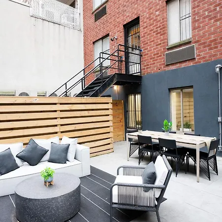 Unbeatable 1br With Massive Private Patio In Upper East Side Apartment