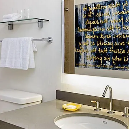Lovely1br In Midtown *