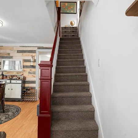 Comfy And Convenient In Ny
