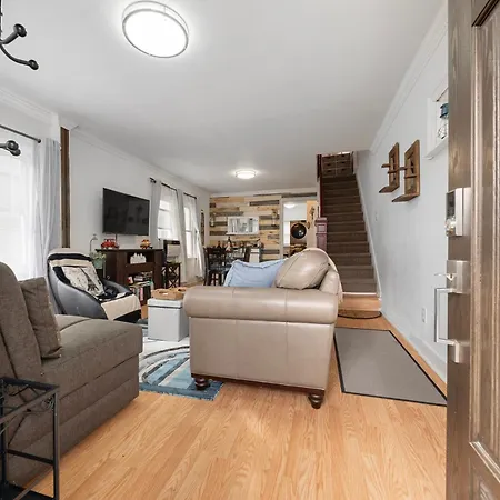 Comfy And Convenient In Ny * New York