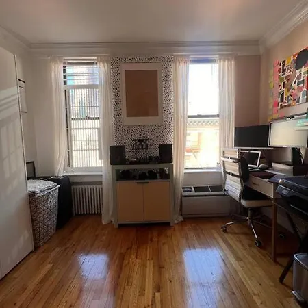 Long Term Studio Upper East Side Manhattan Apartment *