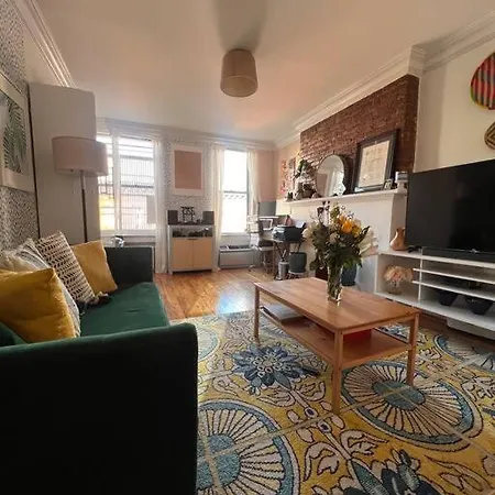 Apartment Long Term Studio Upper East Side Manhattan *