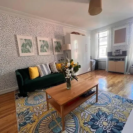 Long Term Studio Upper East Side Manhattan