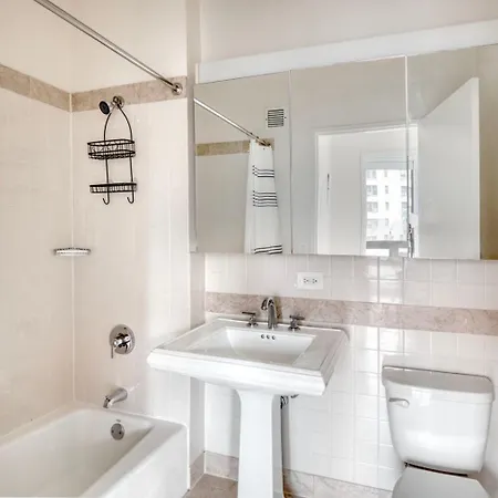 Uws 1br W Wd Doorman Gym Nr Park Nyc-1114 Apartment New York