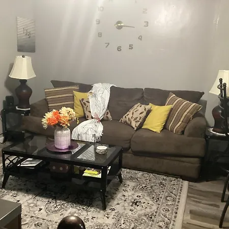 Call Hone Apartment *
