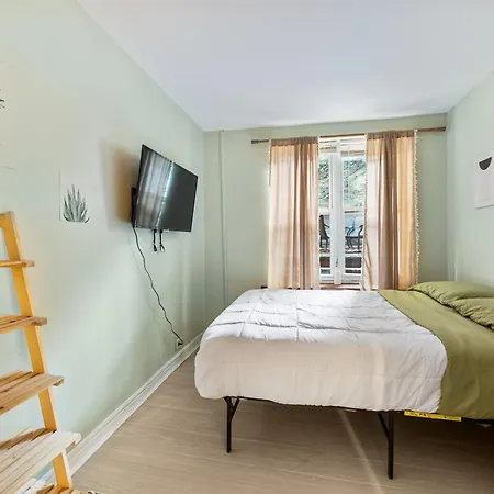 Apartment Monthly Nyc Rentals- Gorgeous 2 Bedroom Unit *