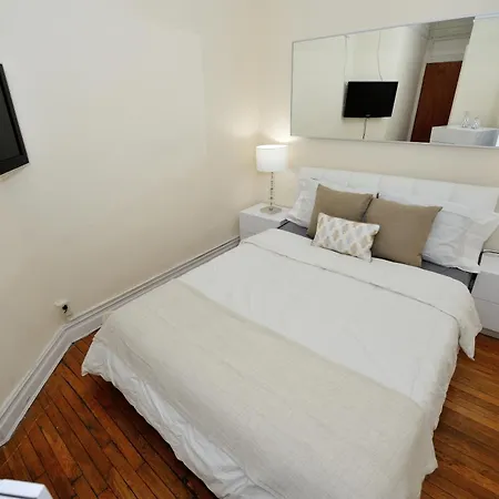 Monthly Nyc Rentals- Exquisite 1 Bedroom *