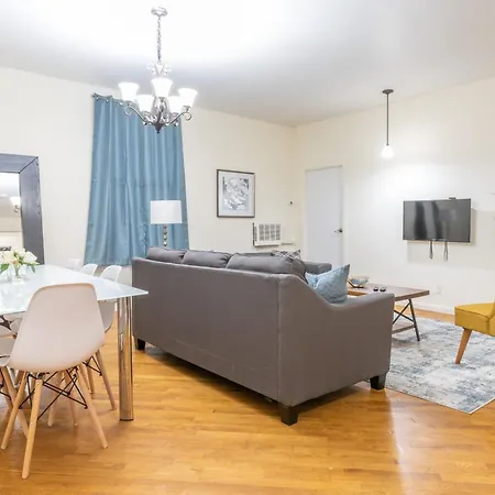 Monthly Nyc Rentals- Stylish 3 Bedroom Unit Apartment New York