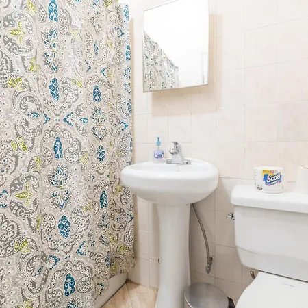 Apartment Monthly Nyc Rentals- Stylish 3 Bedroom Unit *