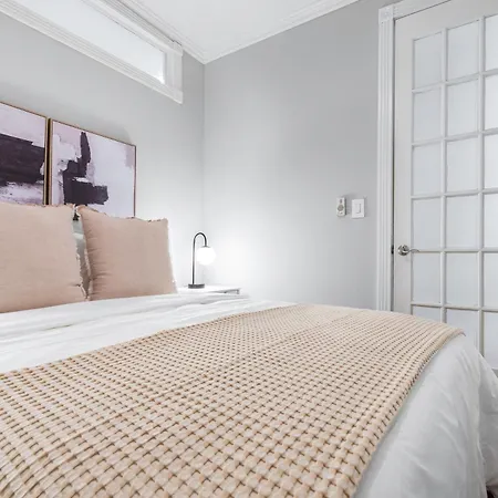 Monthly Nyc Rentals- Comfy 3 Bedroom 1 Ba Apt *