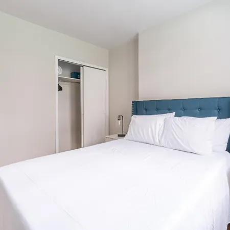 Apartment Monthly Nyc Rentals- Radiant 2 Bedroom New York