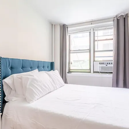 Monthly Nyc Rentals- Radiant 2 Bedroom Apartment *