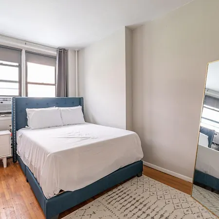 Monthly Nyc Rentals- Radiant 2 Bedroom Apartment New York