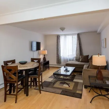 Spacious 2 Bedroom Apartment! Nyc Apartment *