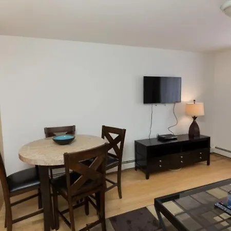 Spacious 2 Bedroom Apartment! Nyc *